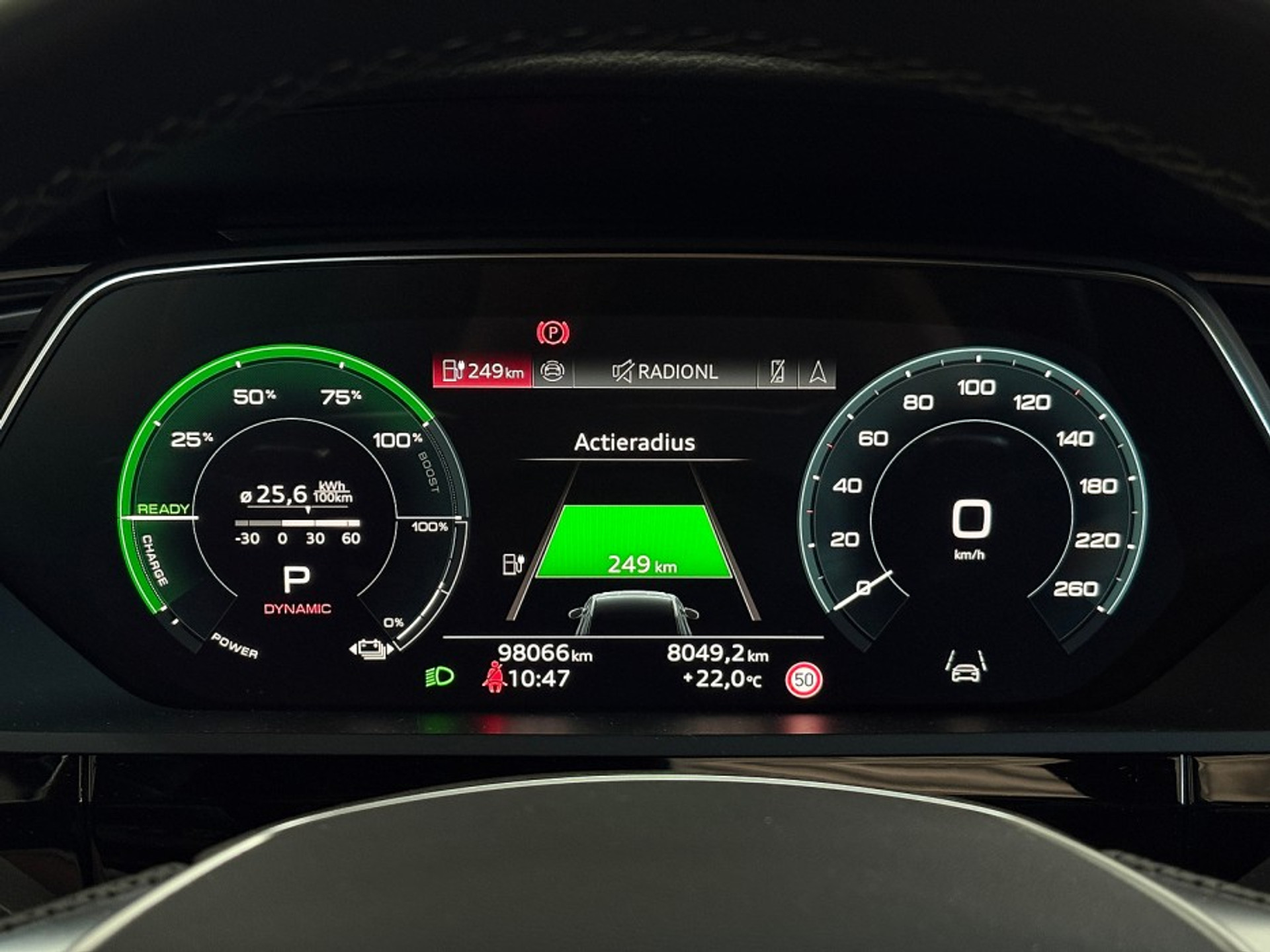 Foto 12 van Audi Q8