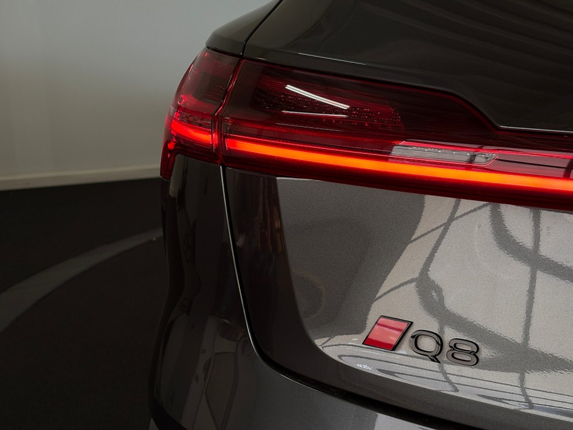 Foto 32 van Audi Q8