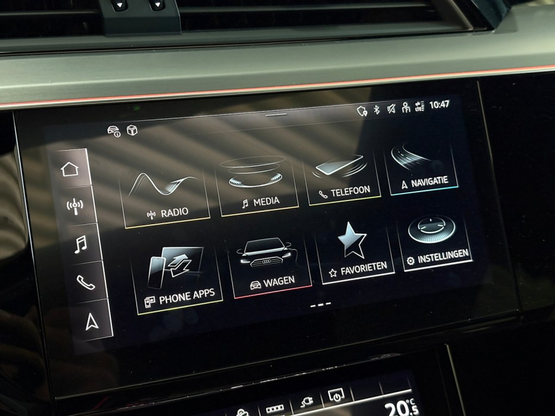 Foto 14 van Audi Q8