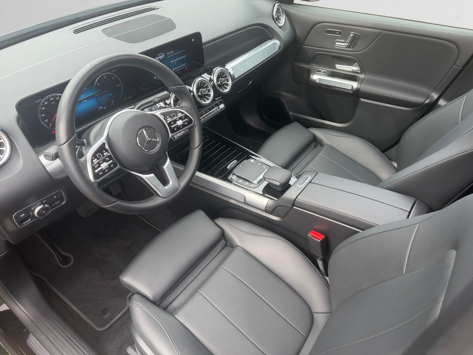Foto 8 van Mercedes EQB