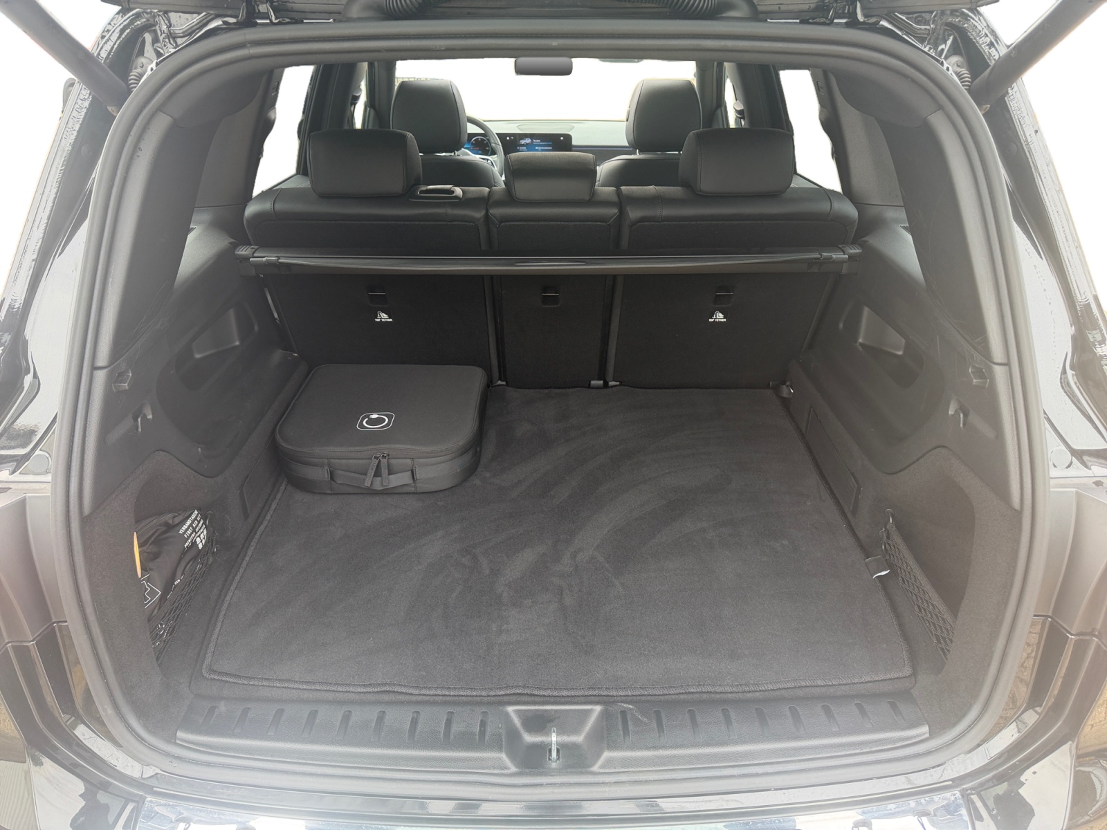 Foto 12 van Mercedes EQB