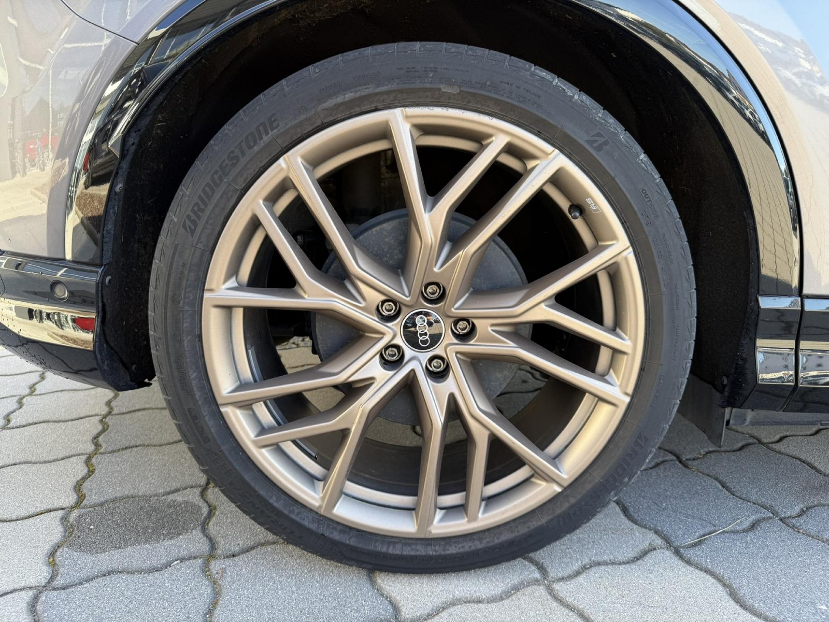 Foto 10 van Audi Q4 e-tron