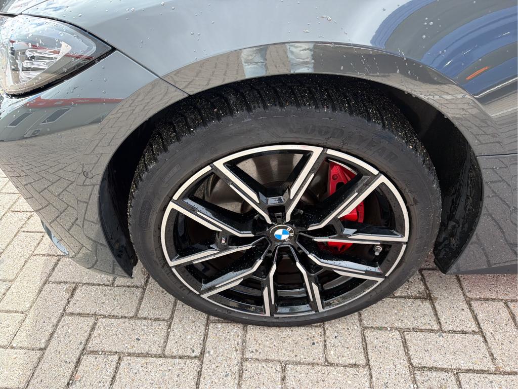 Foto 31 van BMW i4