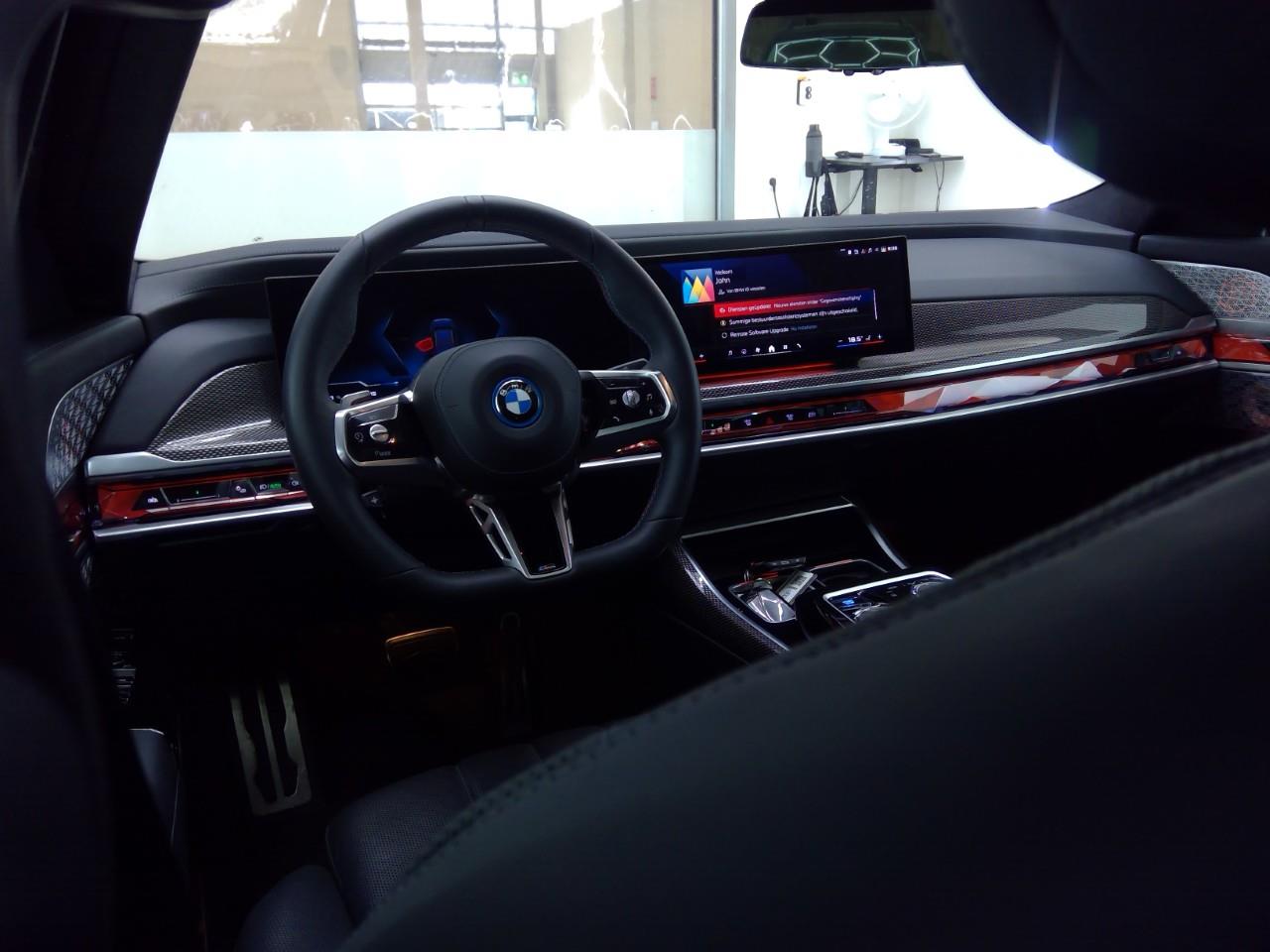 Foto 7 van BMW i7