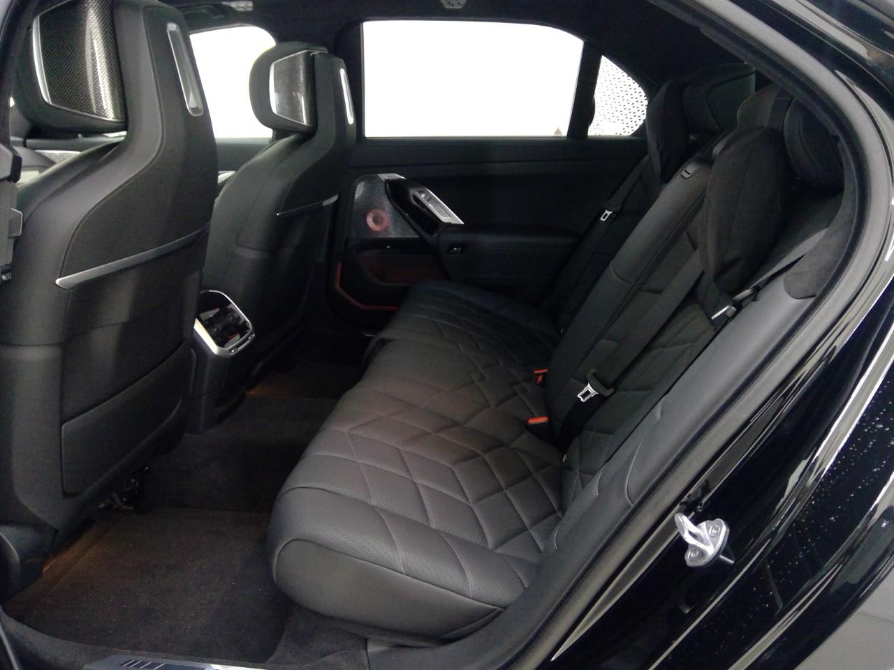 Foto 6 van BMW i7