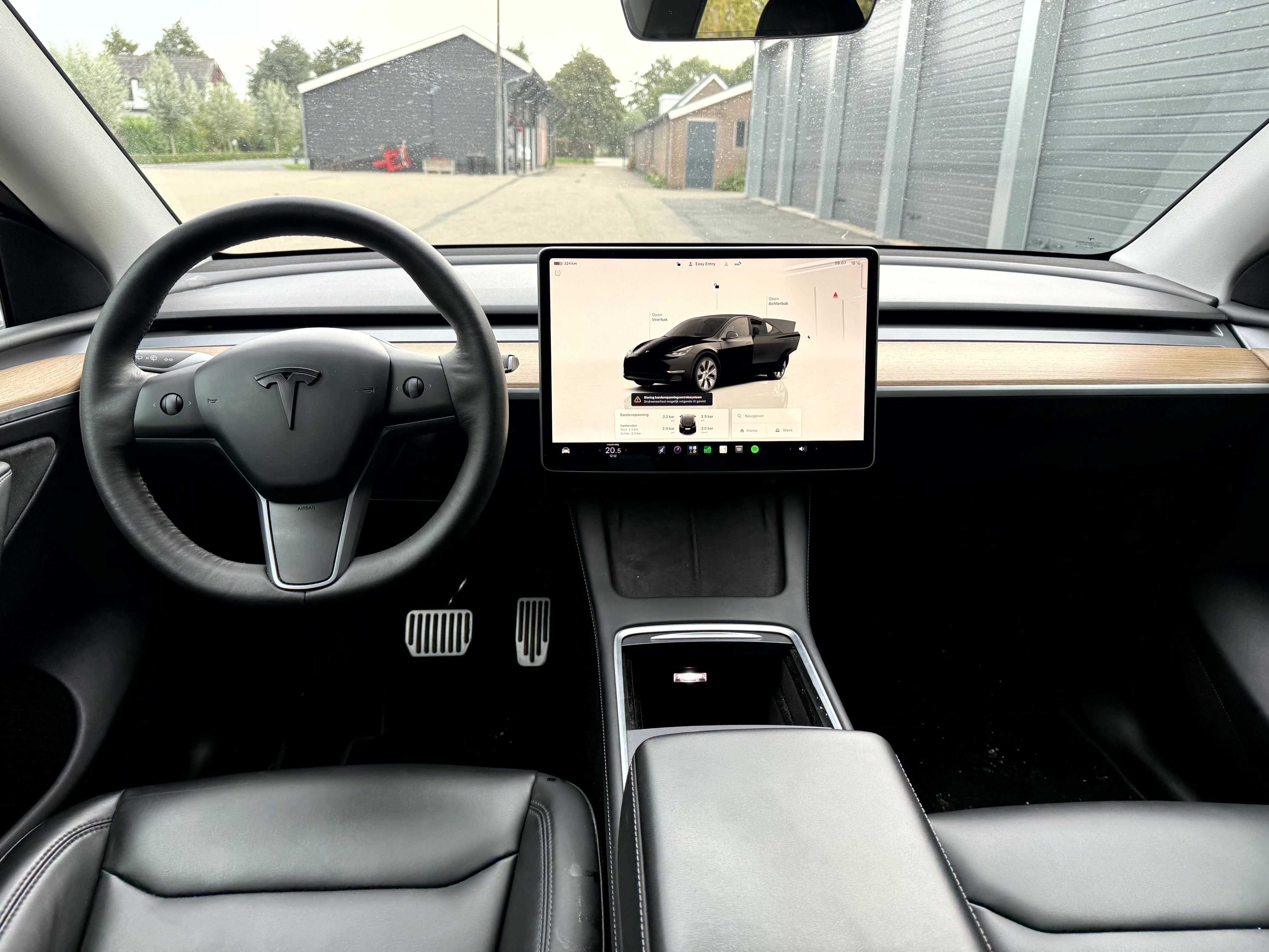 Foto 9 van Tesla Model Y