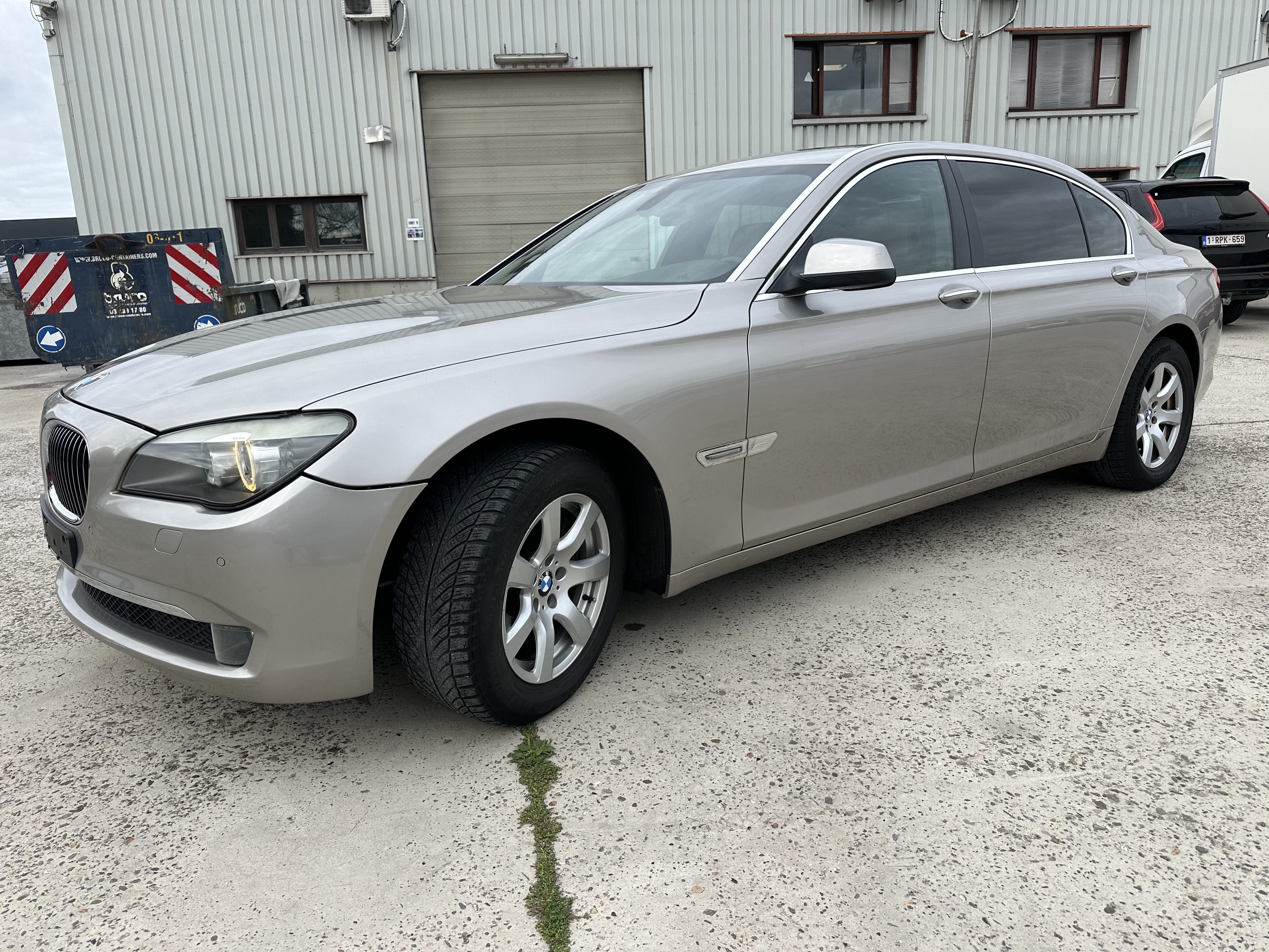BMW 7 Series Long 730 - Diesel - Automatic - 245 hp - 274.694 km
