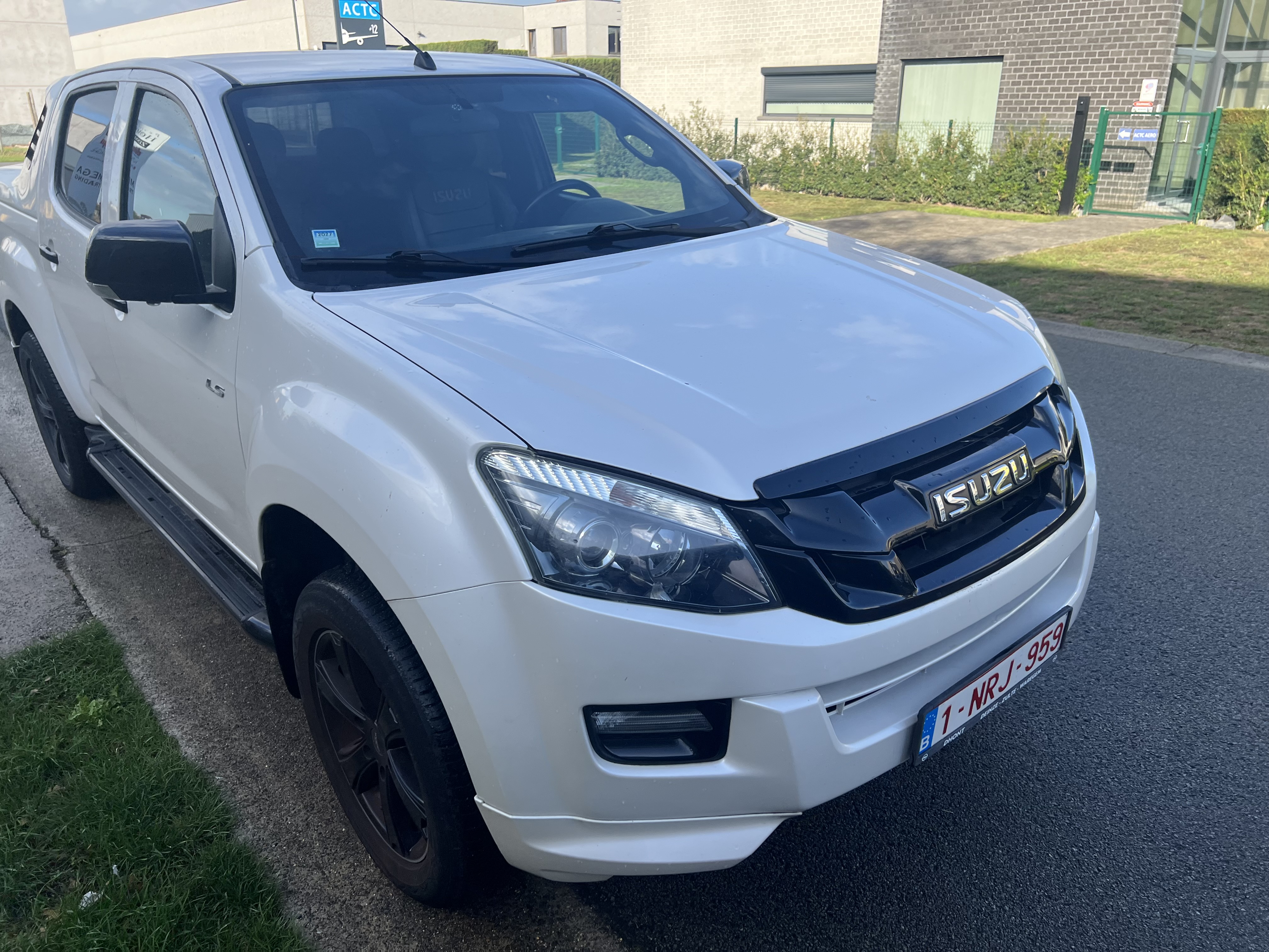 2016 Isuzu D-Max salvage, VIN MPATFS86JGT006117