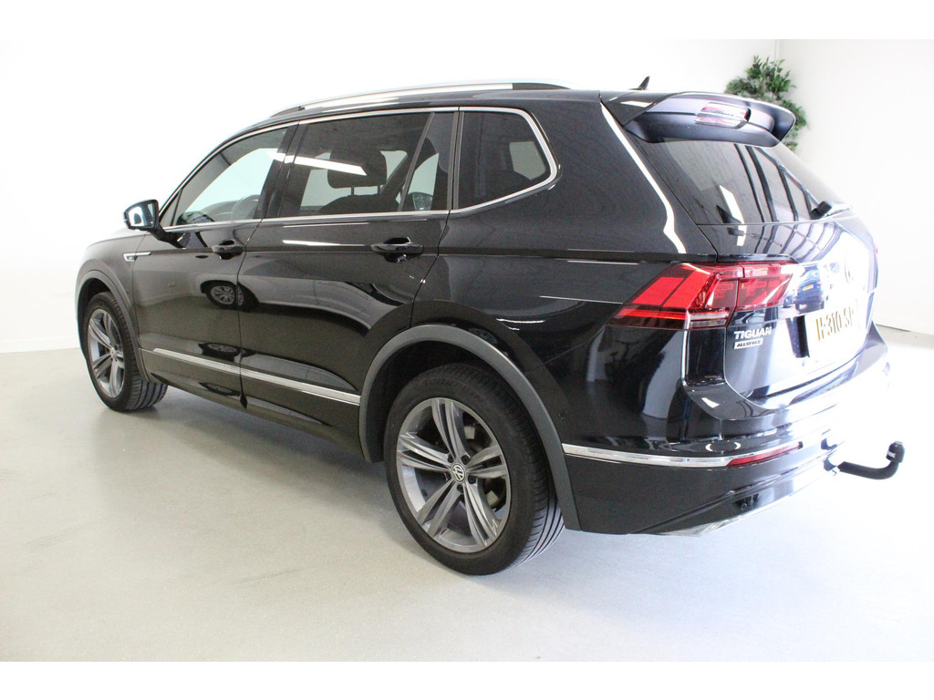 Volkswagen Tiguan Allspace 1.5 TSI Highline Business R - Petrol - Automatic - 150 hp - 160.563 km