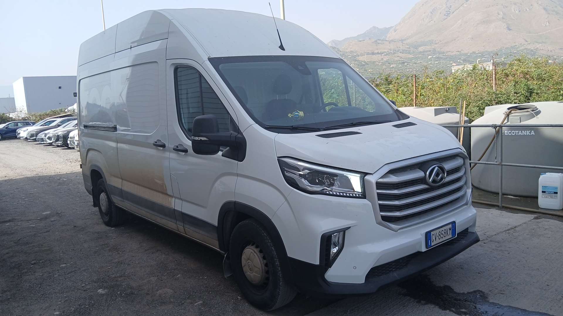 2024 Maxus Deliver 9 salvage, VIN LSH14J7C0PA824101