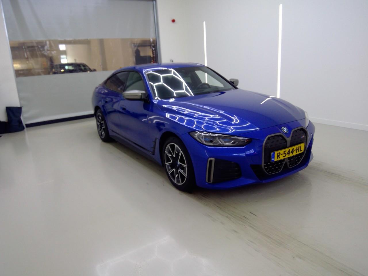 Foto 2 van BMW i4