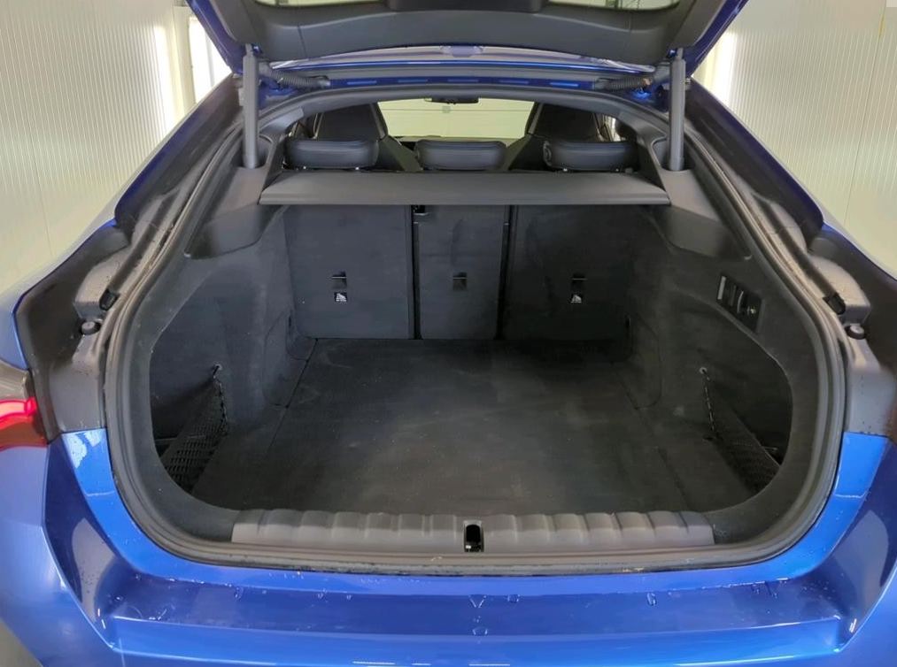 Foto 8 van BMW i4