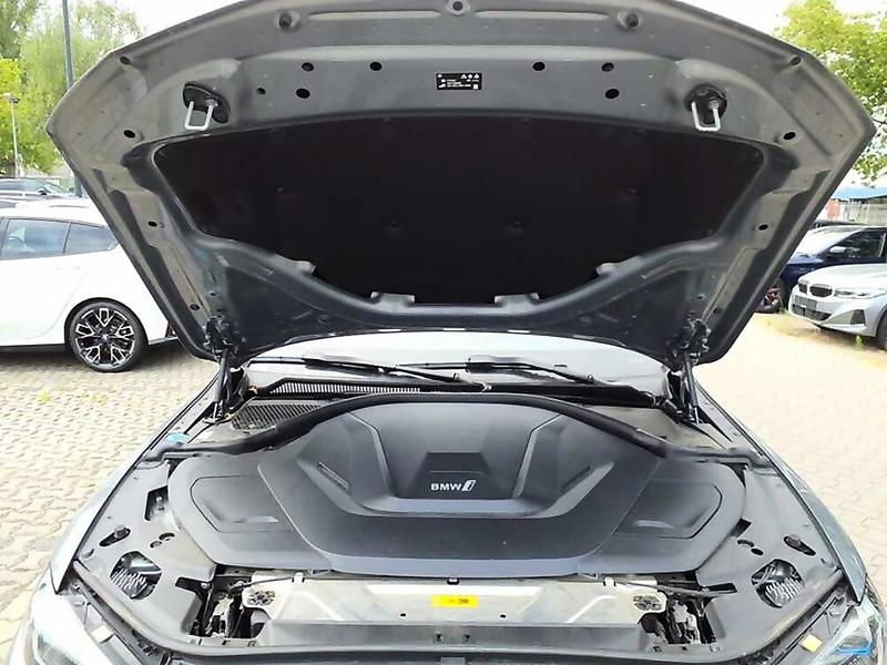 Foto 17 van BMW i4