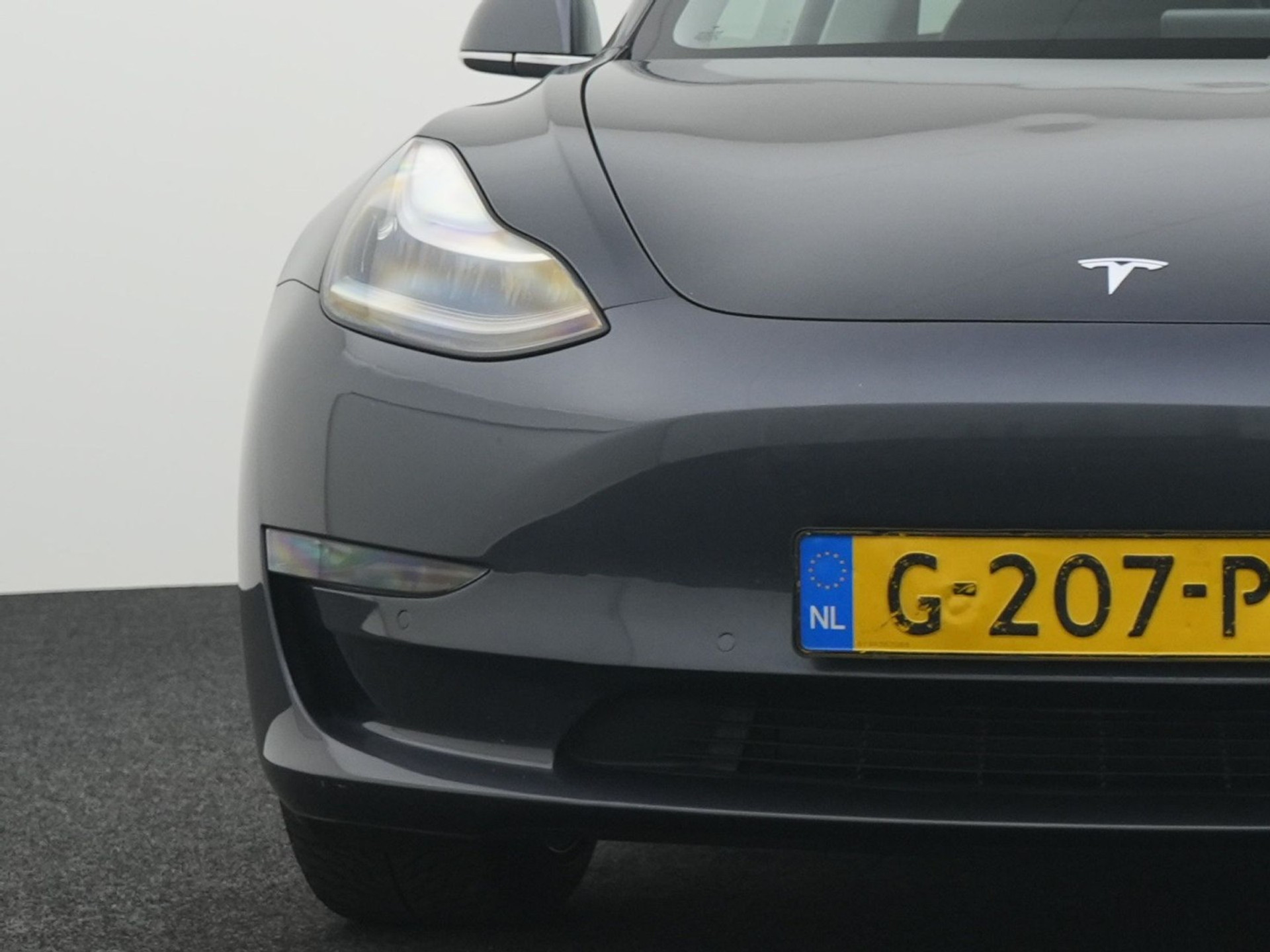 Foto 46 van Tesla Model 3