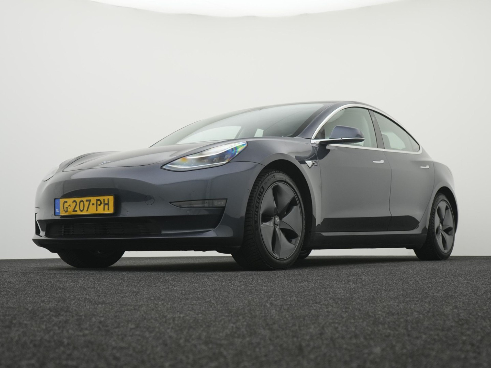 Foto 36 van Tesla Model 3