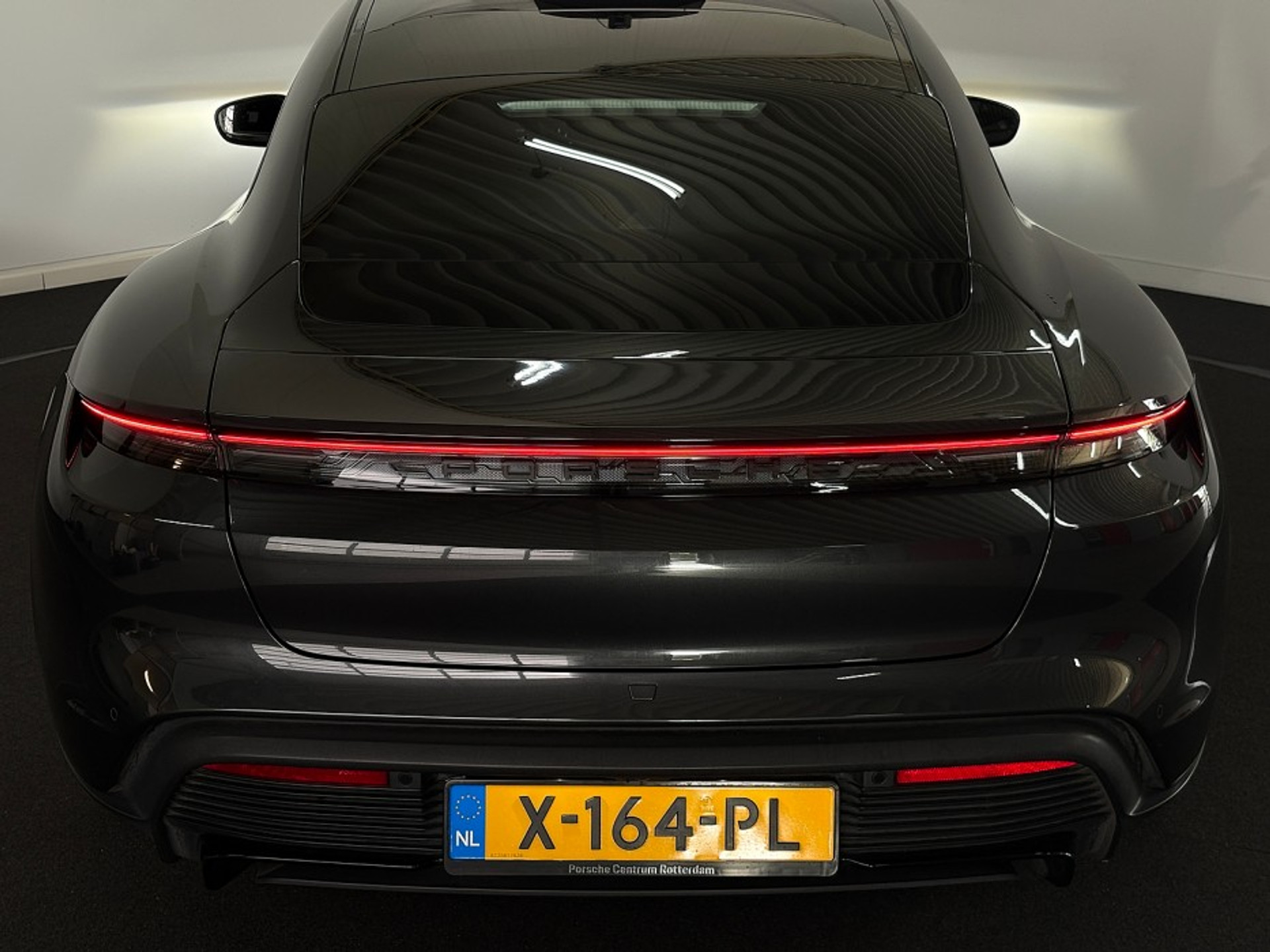 Foto 52 van Porsche Taycan