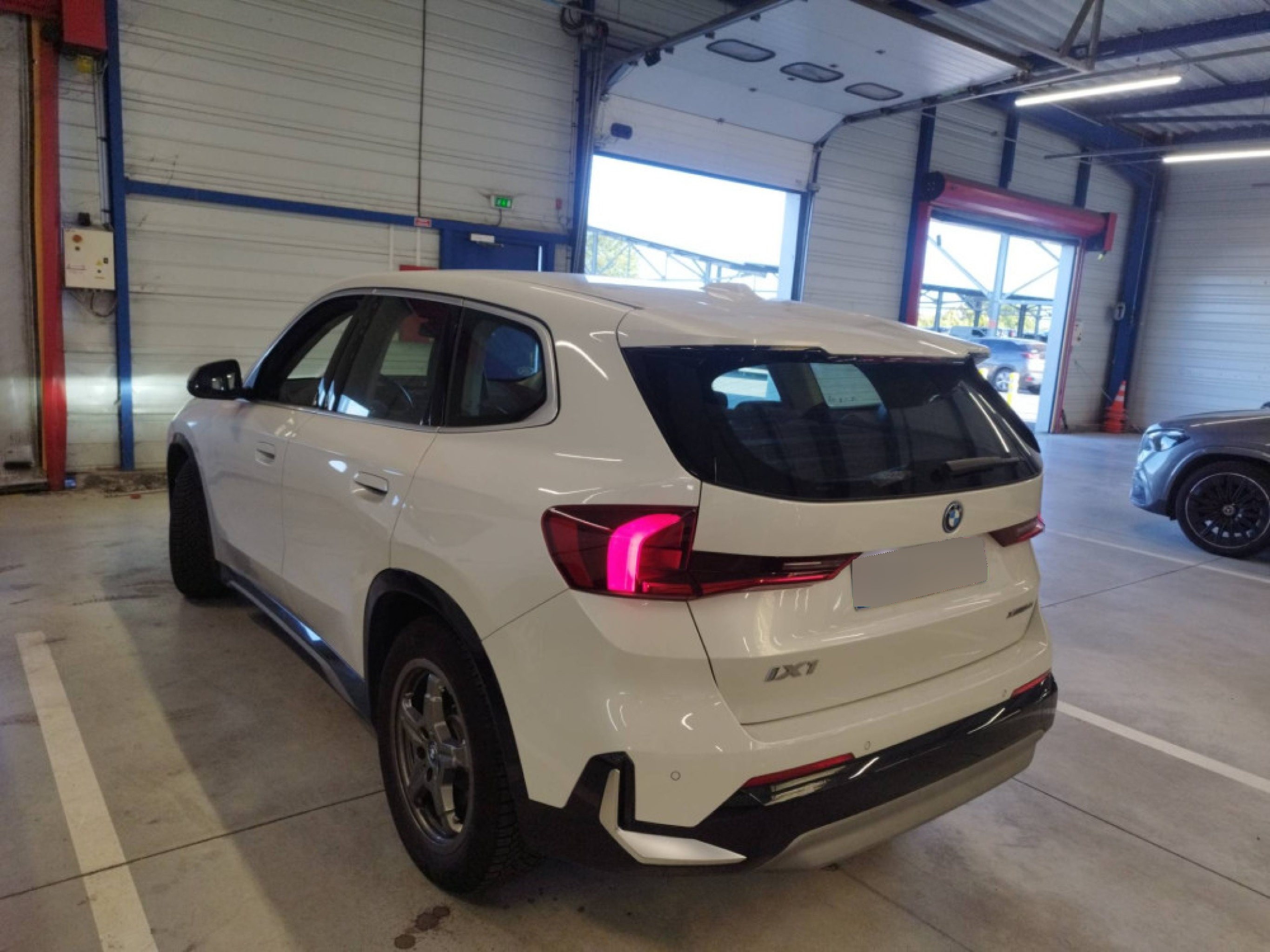 Foto 4 van BMW ix1