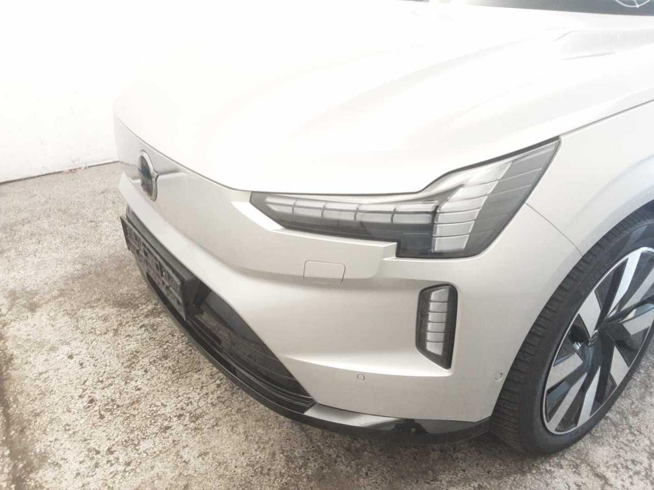 Foto 27 van Volvo EX90