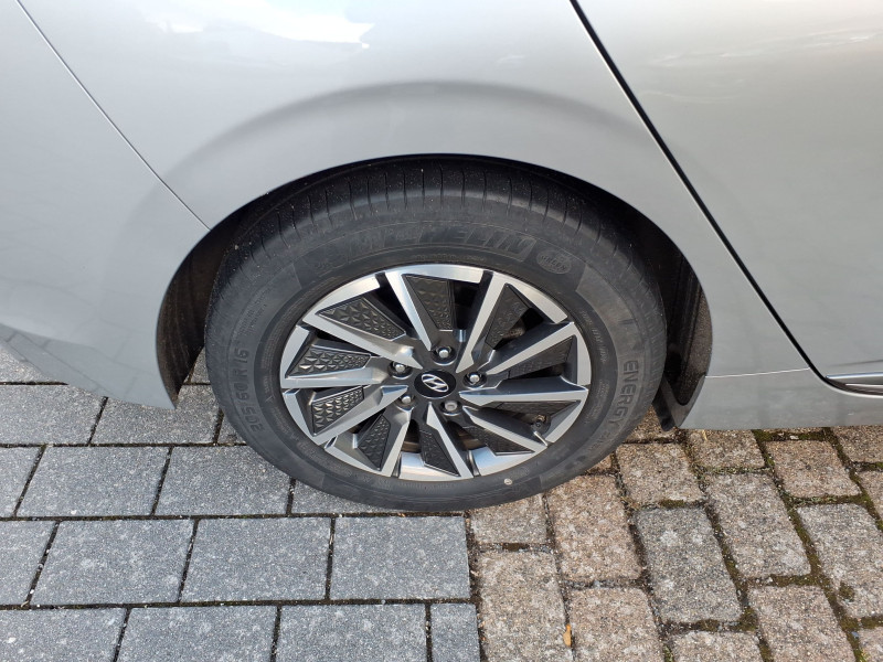 Foto 14 van Hyundai Ioniq