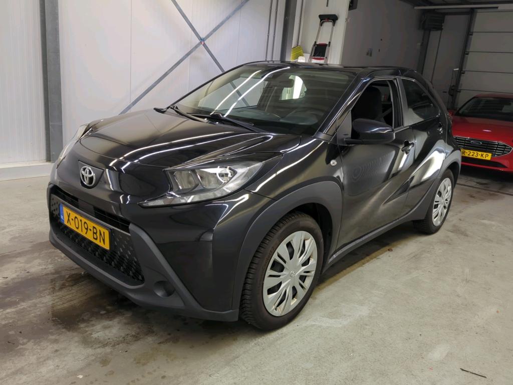 Toyota Aygo X 1.0 VVT-i Play - Petrol - Manual - 72 hp - 75.493 km