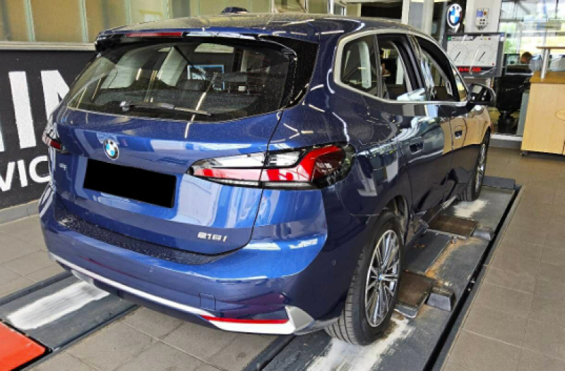 BMW 2 Series 218i Luxury - Petrol - Automatic - 136 hp - 38.364 km