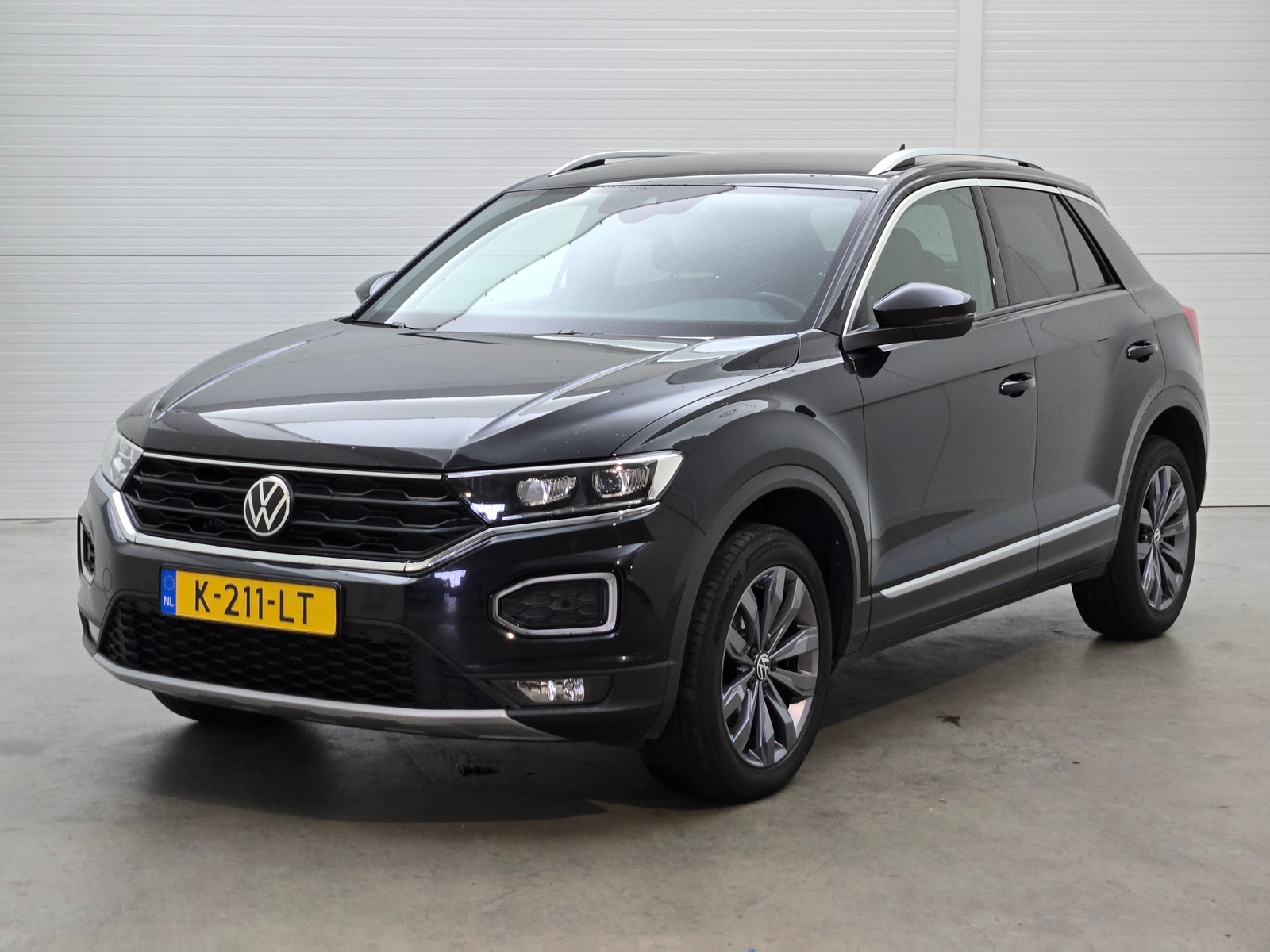 Volkswagen T-Roc 1.5 TSI Sport - Petrol - Automatic - 150 hp - 203.662 km