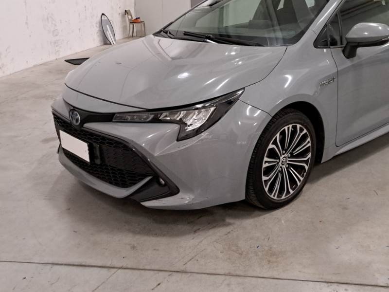Toyota Corolla 2.0 Business - Hybrid - Automatic - 184 hp - 25.029 km
