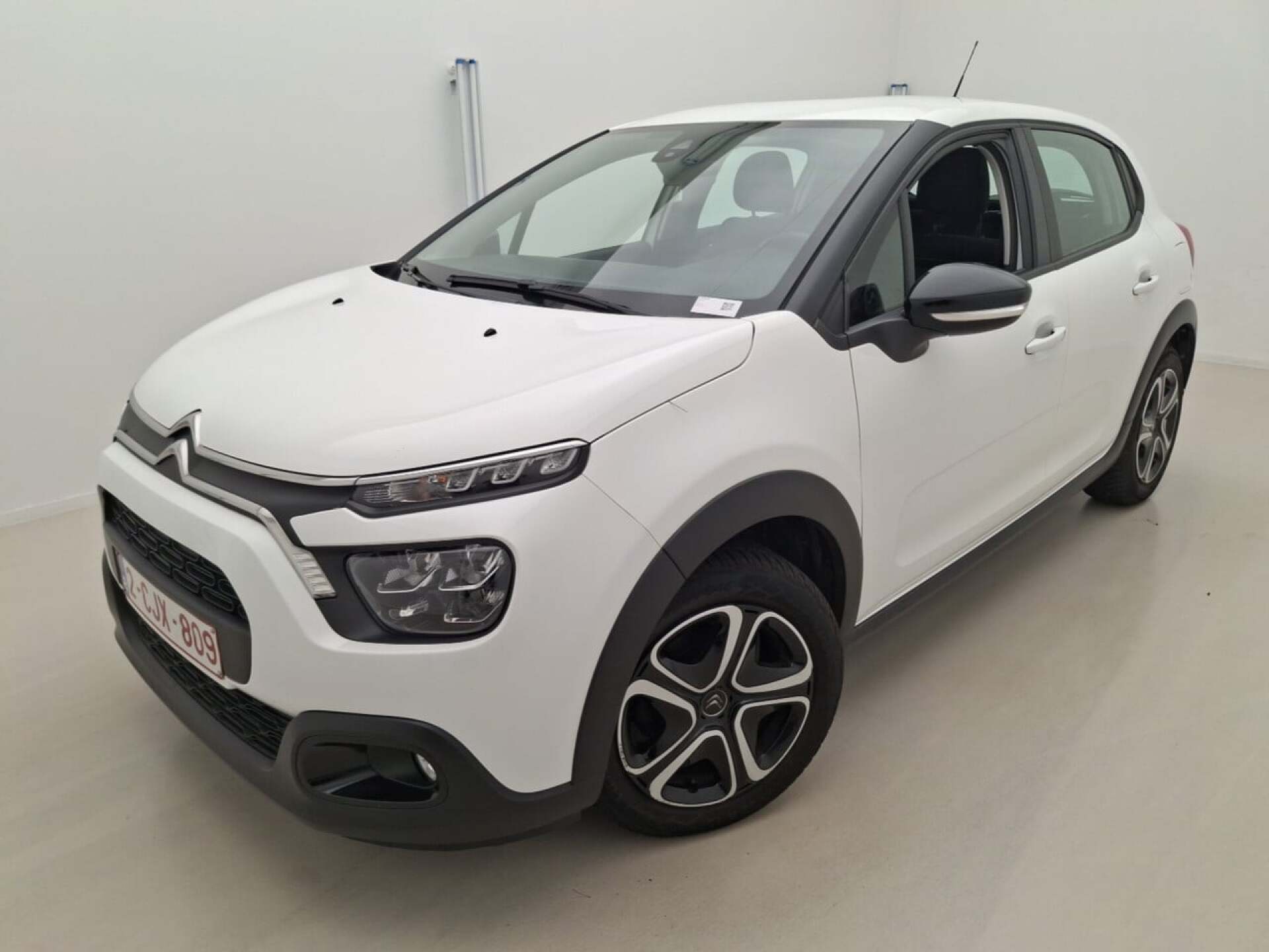 Citroën C3 1.2i Shine - Petrol - Manual - 83 hp - 34.672 km