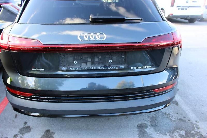 Foto 27 van Audi e-tron