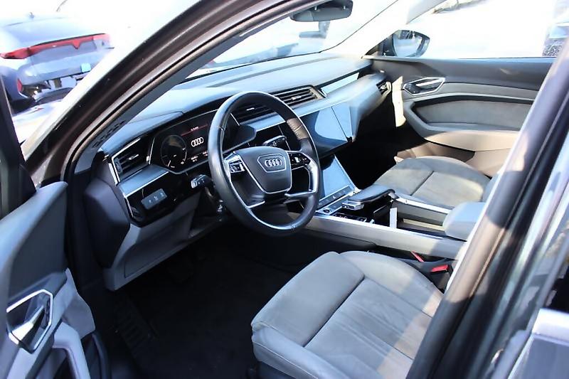 Foto 7 van Audi e-tron