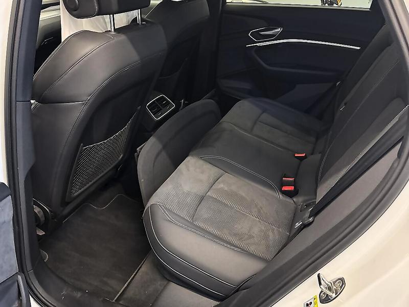Foto 6 van Audi e-tron