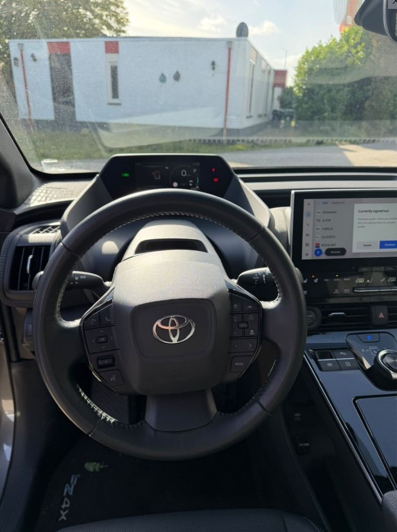 Foto 6 van Toyota bZ4X