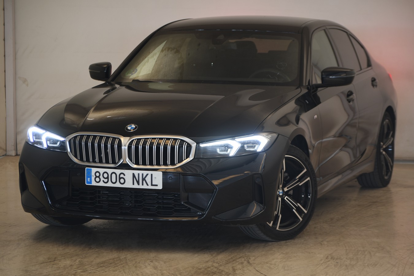 BMW 3 Series 320d M Sport - Diesel - Automatic - 163 hp - 25.907 km