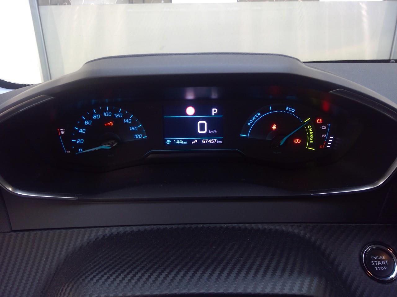 Foto 9 van Peugeot E-208