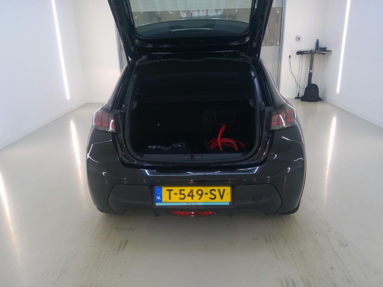 Foto 8 van Peugeot E-208