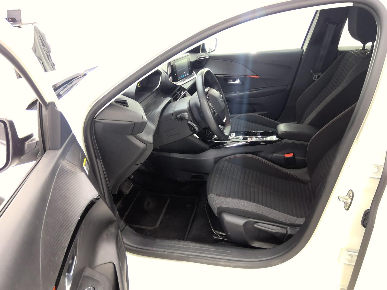 Foto 6 van Peugeot E-208