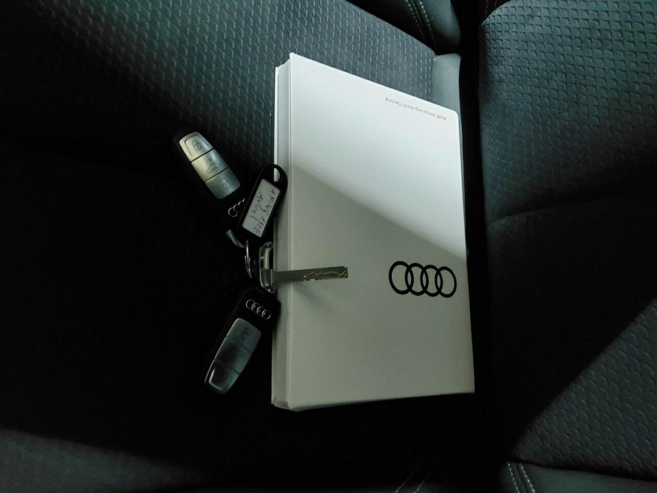 Foto 12 van Audi Q8