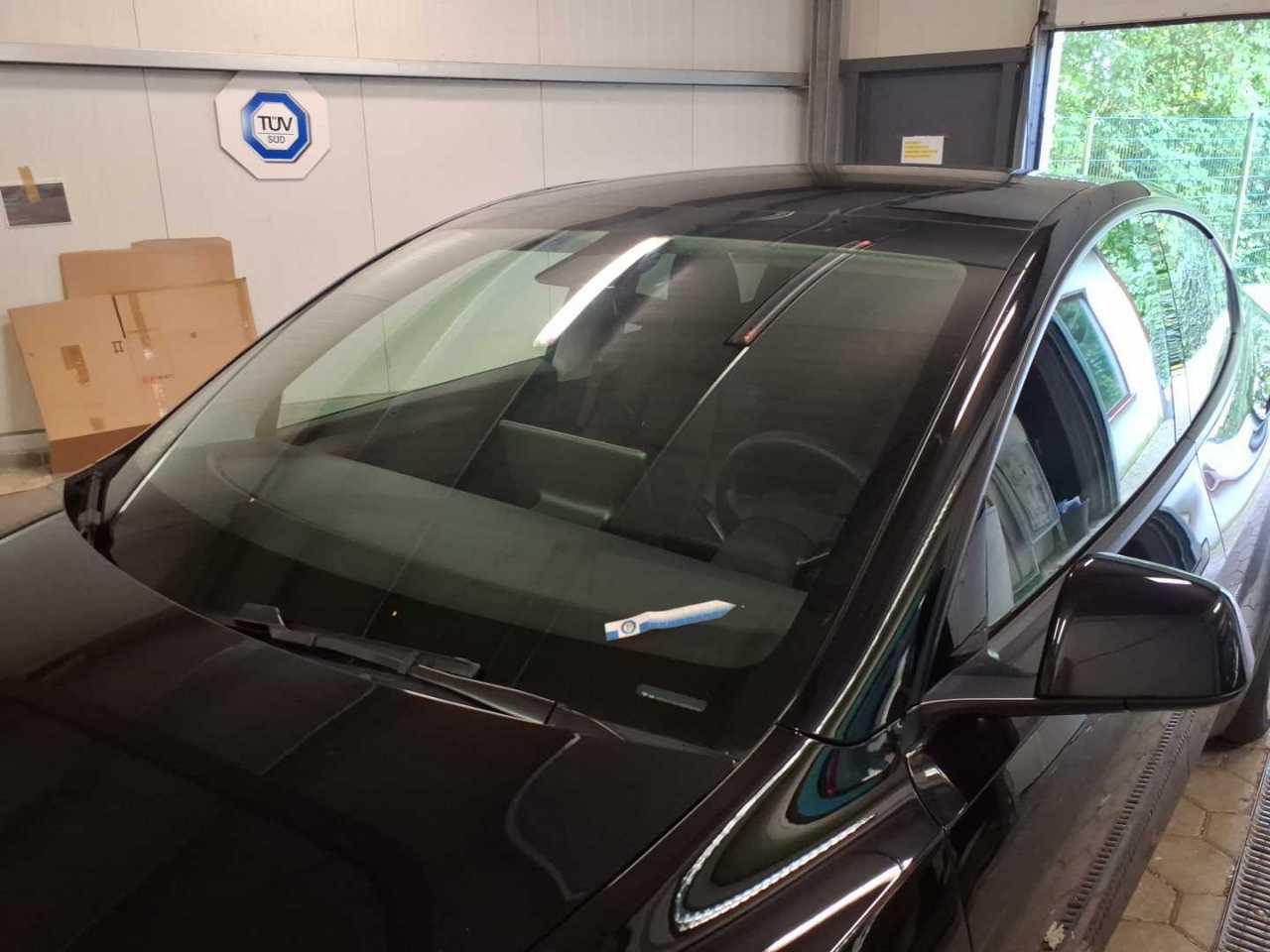 Foto 19 van Tesla Model Y