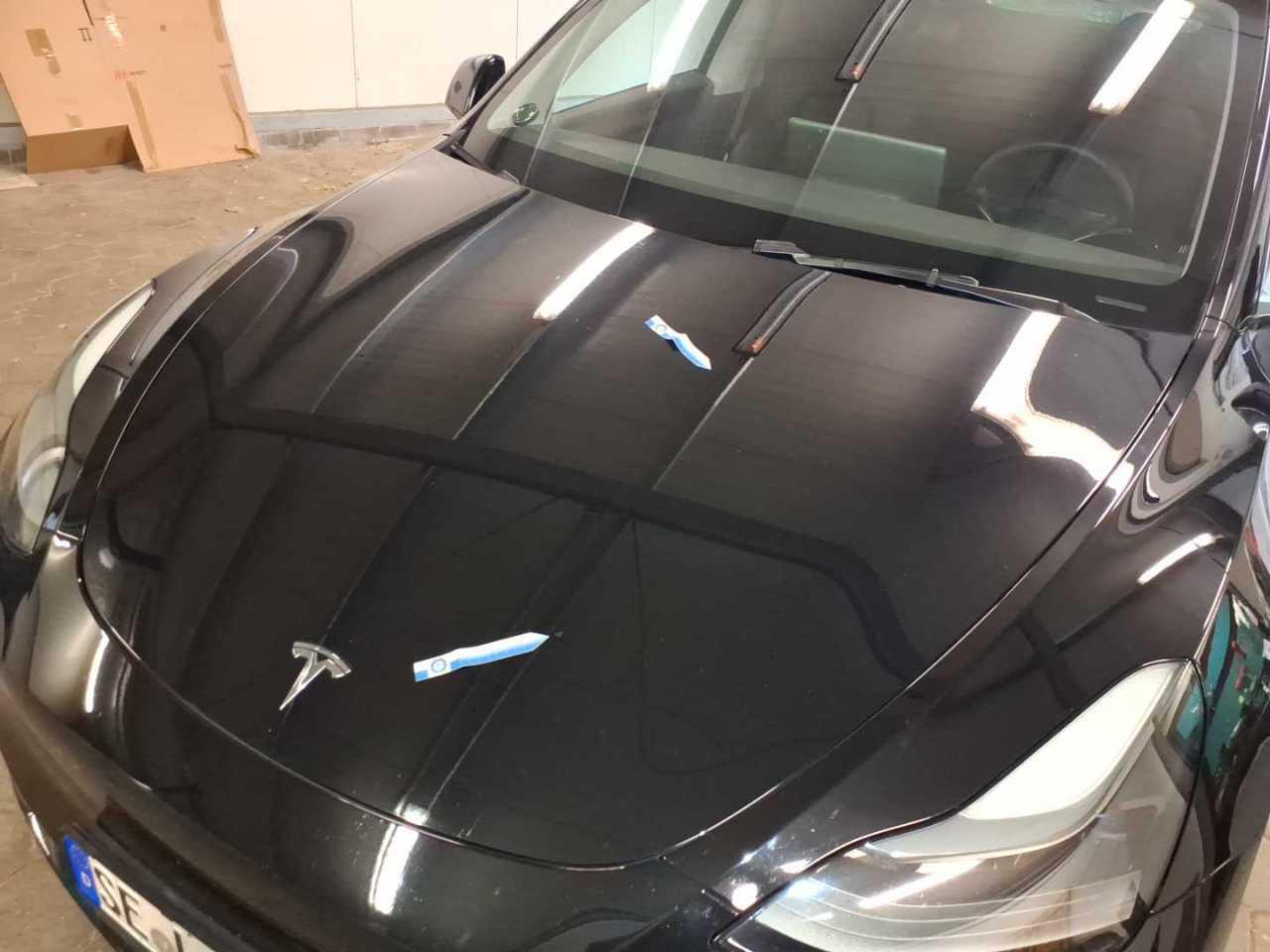 Foto 20 van Tesla Model Y