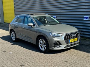 Audi Q3 35 TFSI S Line - Petrol - Automatic - 150 hp - 131.087 km