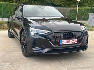 Audi E-tron 55 S Line - Electric - Automatic - 214 hp - 77.713 km