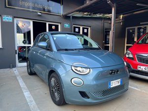 Fiat 500 e 37 kWh Icon - Electric - Automatic - 118 hp - 51.332 km
