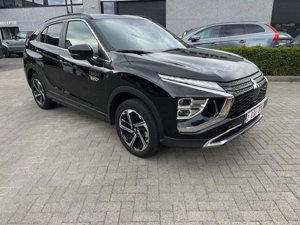 Mitsubishi Eclipse Cross 2.4 Black - AWD - Hybrid - Automatic - 98 hp - 29.379 km