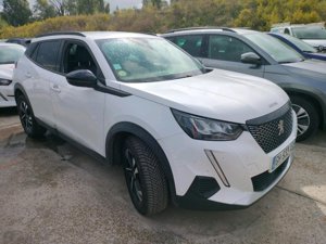 Peugeot 2008 1.5 HDI Allure Pack - Diesel - Automatic - 130 hp - 67.884 km