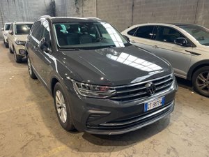 Volkswagen Tiguan 2.0 TDI Life - Diesel - Automatic - 150 hp - 14.518 km