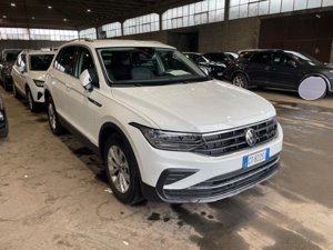 Volkswagen Tiguan 2.0 TDI Life - Diesel - Automatic - 150 hp - 14.670 km