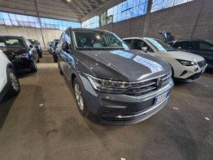 Volkswagen Tiguan 2.0 TDI Life - Diesel - Automatic - 150 hp - 18.554 km