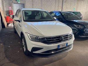 Volkswagen Tiguan 2.0 TDI Life - Diesel - Automatic - 150 hp - 10.998 km
