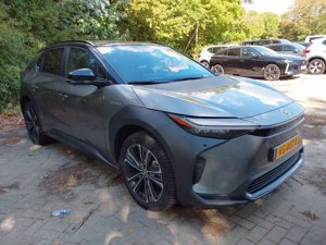 Toyota bZ4X Dynamic - Electric - Automatic - 1 hp - 17.943 km