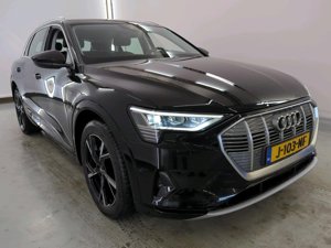 Audi E-tron 50 Launch - Quattro - Electric - Automatic - 313 hp - 119.757 km